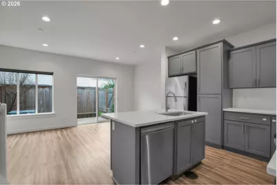 2828 22nd Ave #5, Forest Grove, OR 97116 - Photo 3