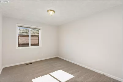13617 NE 6th Ct, Vancouver, WA 98685 - Photo 33