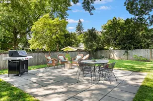 5555 SE Stark St, Portland, OR 97215 - Photo 31