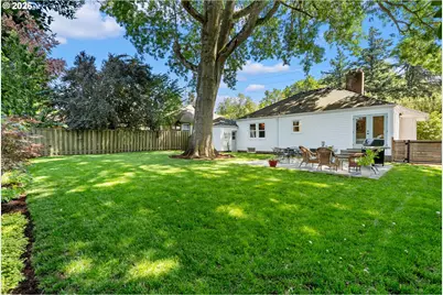 5555 SE Stark St, Portland, OR 97215 - Photo 27