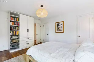 5555 SE Stark St, Portland, OR 97215 - Photo 13