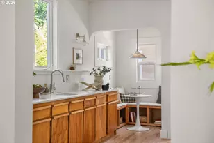 1202 NE Beech St, Portland, OR 97212 - Photo 7