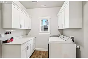 S 67th, Springfield, OR 97478 - Photo 7