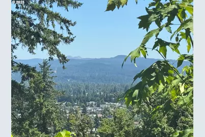994 S 67th St, Springfield, OR 97478 - Photo 13