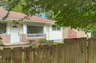7101 SE 122nd Ave, Portland, OR 97236 - Photo 3