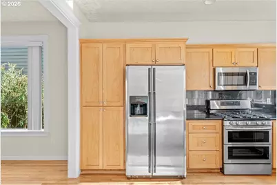 1572 SW Marten Ave, Albany, OR 97321 - Photo 13