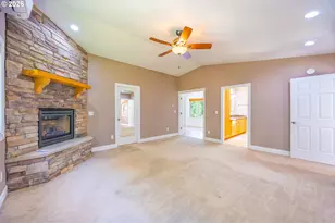 5424 Little River Rd, Glide, OR 97443 - Photo 9