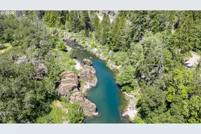 5424 Little River Rd, Glide, OR 97443 - Photo 41