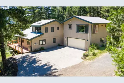 5424 Little River Rd, Glide, OR 97443 - Photo 29