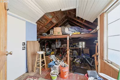 123 Elkay Dr, Eugene, OR 97404 - Photo 23