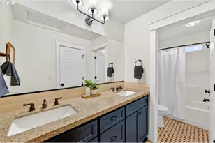 8965 N Clarendon Ave, Portland, OR 97203 - Photo 39