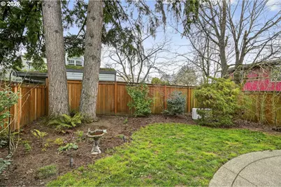 8965 N Clarendon Ave, Portland, OR 97203 - Photo 45