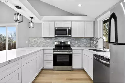 18830 SW Butternut St, Beaverton, OR 97078 - Photo 21