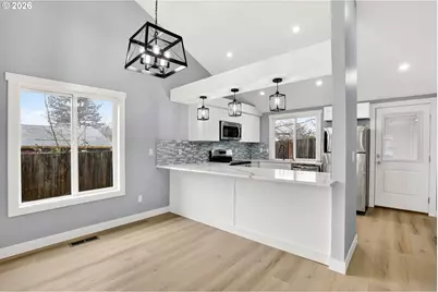 18830 SW Butternut St, Beaverton, OR 97078 - Photo 17