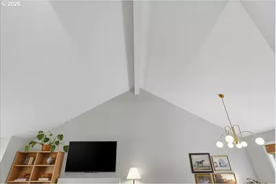 8908 SW 50th Ave, Portland, OR 97219 - Photo 9