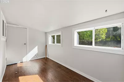 2049 City View St, Eugene, OR 97405 - Photo 11