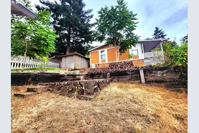 711 Plin St, Myrtle Creek, OR 97457 - Photo 13