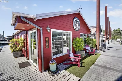 1835 N Jantzen Ave, Portland, OR 97217 - Photo 3