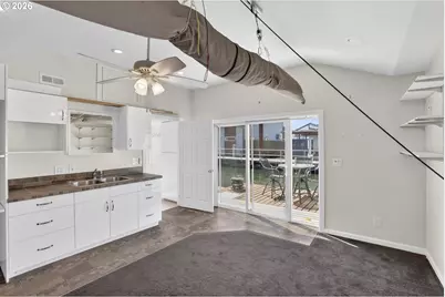 1835 N Jantzen Ave, Portland, OR 97217 - Photo 25