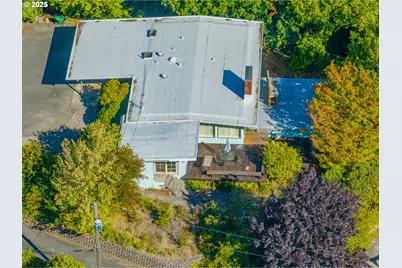 1159 E 1st Pl, Coquille, OR 97423 - Photo 45