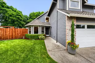 1121 SW 208th Pl, Beaverton, OR 97003 - Photo 3