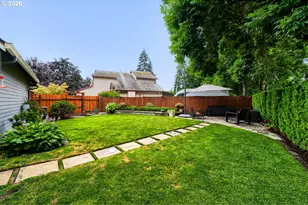 1121 SW 208th Pl, Beaverton, OR 97003 - Photo 23
