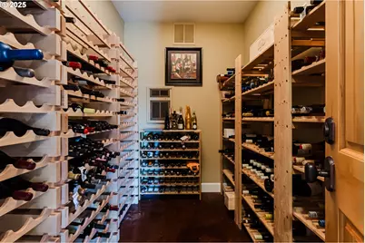 2030 W 34th Ave, Eugene, OR 97405 - Photo 45