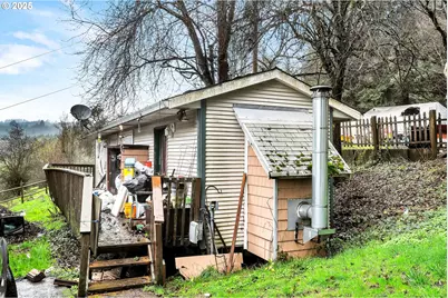 17600 NW Panther Creek Rd, Carlton, OR 97111 - Photo 13