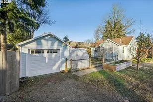 311 NE 92nd Pl, Portland, OR 97220 - Photo 19