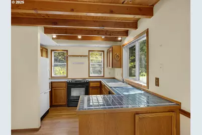 511 1st St, Manzanita, OR 97130 - Photo 3