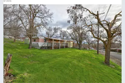 400 Lincoln St, Moro, OR 97039 - Photo 1