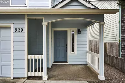 929 NW Spring St, Newport, OR 97365 - Photo 3