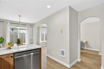 929 NW Spring St, Newport, OR 97365 - Photo 17