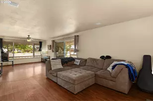 330 SE Neal Ln, Myrtle Creek, OR 97457 - Photo 11