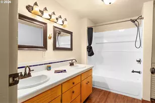 330 SE Neal Ln, Myrtle Creek, OR 97457 - Photo 17