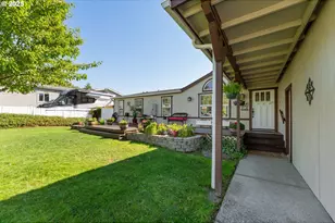 184 SE Cordelia Dr, Myrtle Creek, OR 97457 - Photo 39