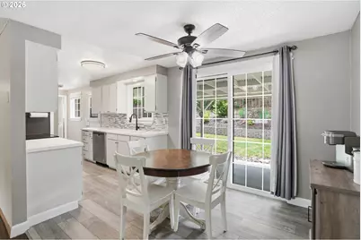9405 NE 10th St, Vancouver, WA 98664 - Photo 11