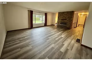 15400 SE Barlow Ct, Damascus, OR 97089 - Photo 7