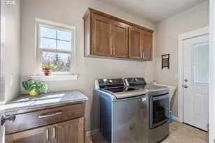 29246 McMullen Ln, Junction City, OR 97448 - Photo 21