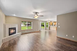 1005 NE 277th Ave, Camas, WA 98607 - Photo 11