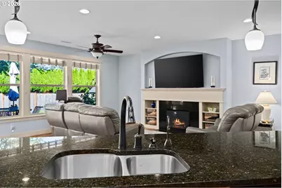 1394 NE 17th Ave, Canby, OR 97013 - Photo 17