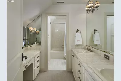 1205 SW Fairfax Pl, Portland, OR 97225 - Photo 25