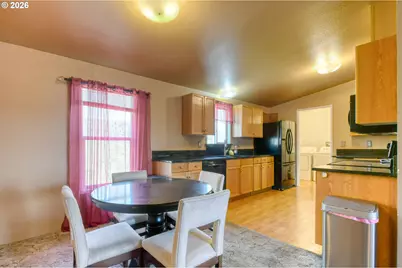 3022 SW River View Dr, Pendleton, OR 97801 - Photo 7