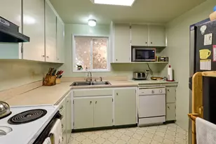 1215 Stanfield Rd, Woodburn, OR 97071 - Photo 7