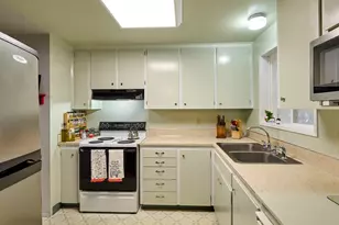 1215 Stanfield Rd, Woodburn, OR 97071 - Photo 9