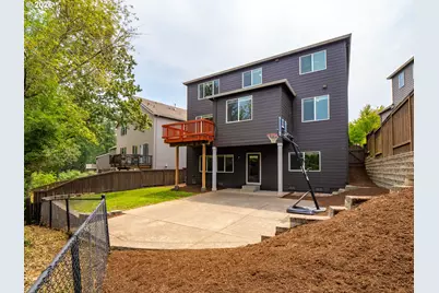 5818 NW Bannister Dr, Portland, OR 97229 - Photo 39