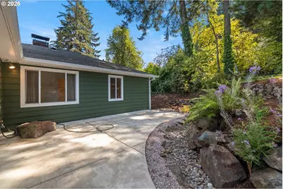 9744 SW View Ter, Tigard, OR 97224 - Photo 37