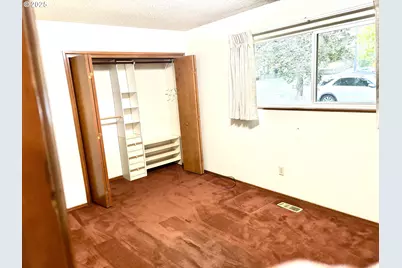 815 NW Battaglia Ave, Gresham, OR 97030 - Photo 15