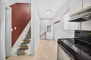 790 SE 1st St, Gresham, OR 97080 - Photo 9
