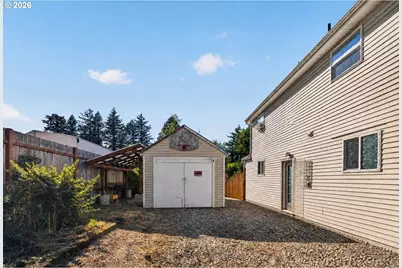 790 SE 1st St, Gresham, OR 97080 - Photo 25
